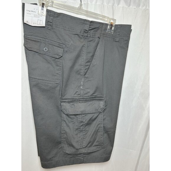 NWT Mens Cargo Shorts 6 Pockets 11" Inseam 40" Waist GRAY Goodfellow & Co - Picture 3 of 8